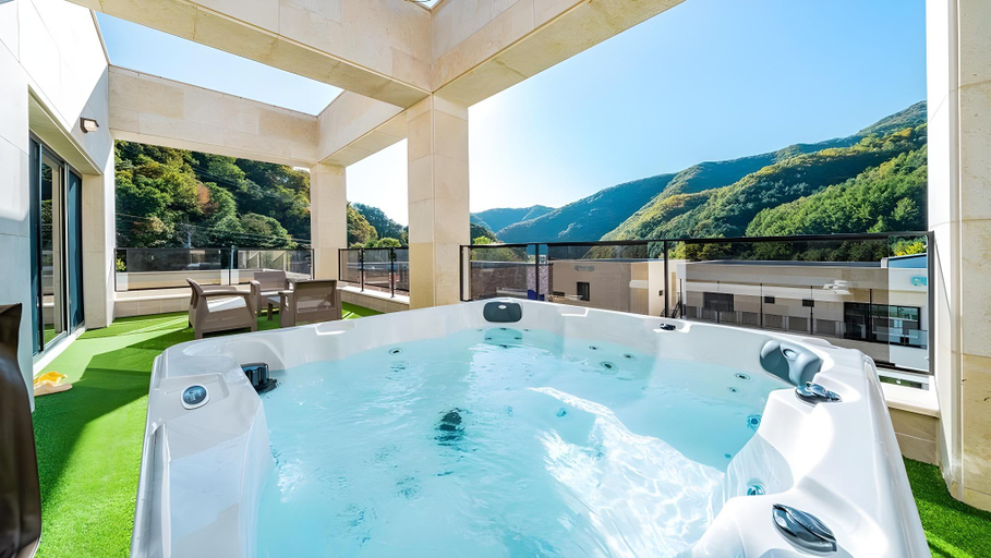 Sport & Beauty 2, Gapyeong Thealadin Kids Poolvilla, Pocheon