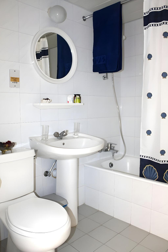 Bathroom 4, Sunny Hill Hotel Apartments