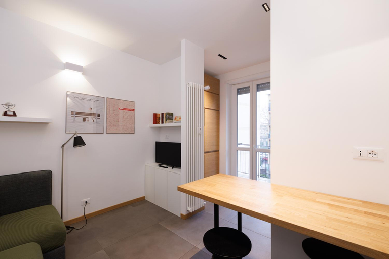 4, H7, Rome