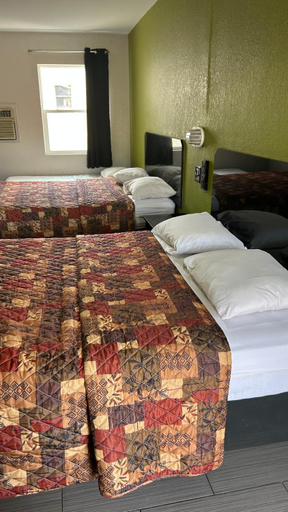 Bedroom 2, Fort Myers Inn, Lee