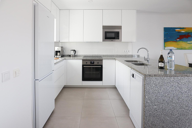 Others 2, Palmeira Gale - WIFI - Pool - Lux - BY BEDZY, Albufeira
