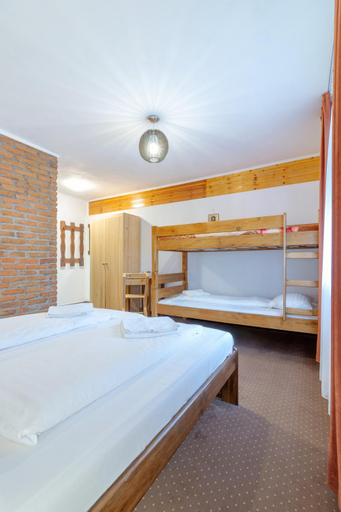 Bedroom 3, Resort 7 Crai - Cabana Craiul Crailor, Zarnesti