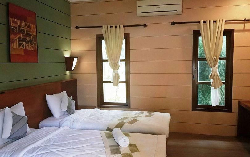 Bedroom 4, Grand Desa Resort - Cimaja, Sukabumi