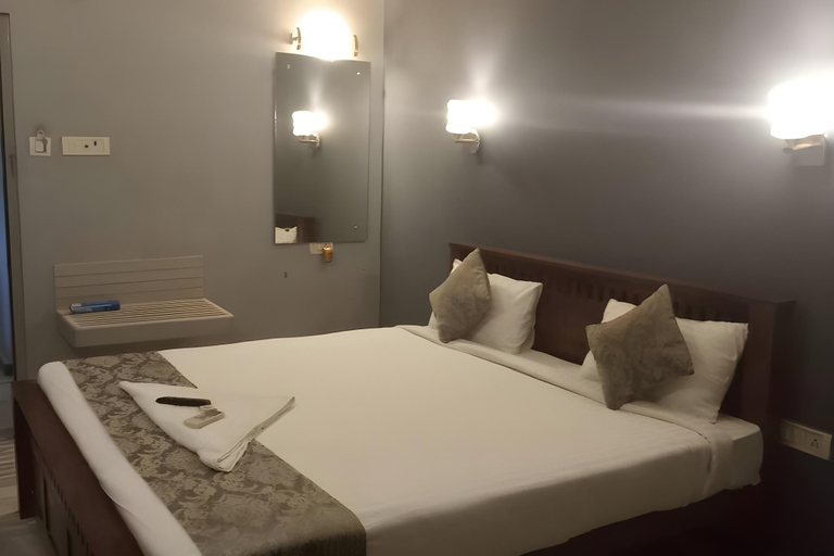 Bedroom, Le Grace Annasalai, Chennai