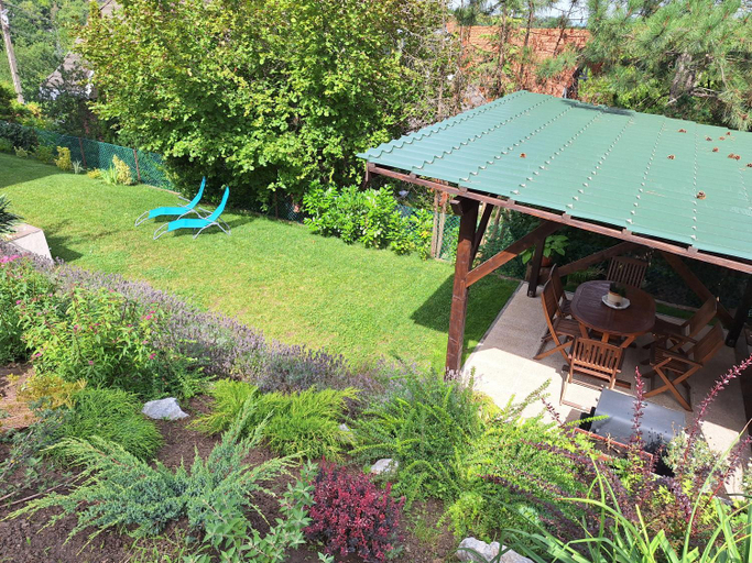Others 4, Happy Home Apartman, Miskolci