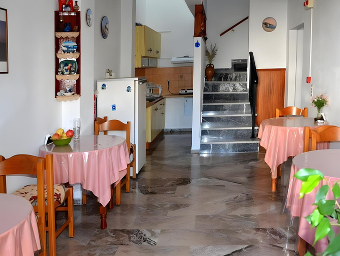 Food & Drinks 4, Rania, North Aegean