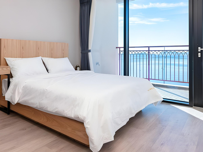 Bedroom 2, Gold Beach Resort, Yeosu