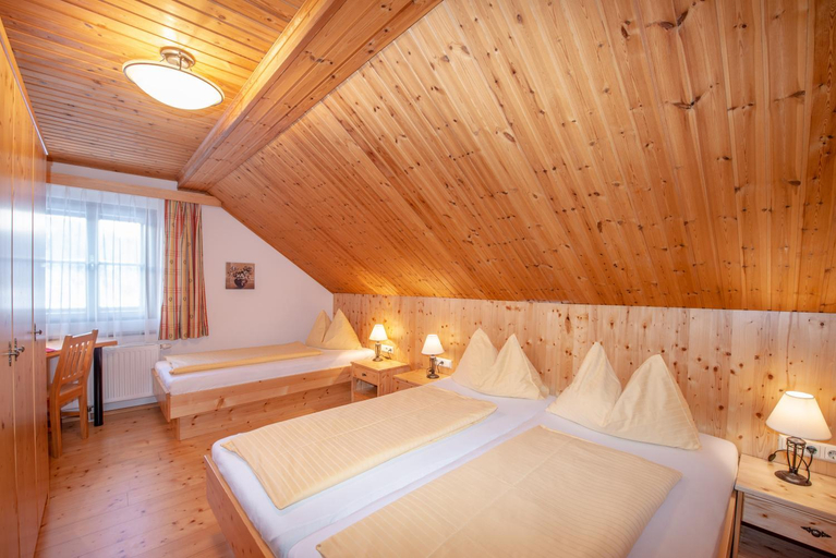 Others 4, Kolping-Ferienhaus, Liezen