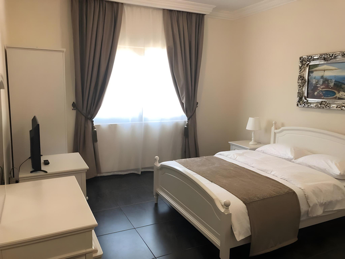 Bedroom 3, Royal Hotel, Sharjah City