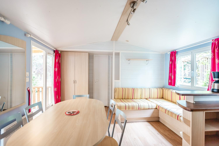 Bedroom, Les Maritimes, Landes