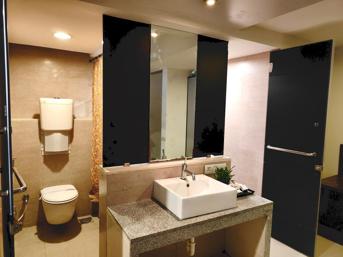 Bathroom, The Altruist Wagholi Hotel, Pune