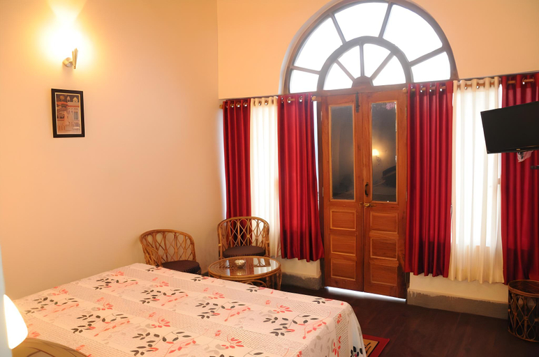Bedroom 5, PARIJAT RETREAT RANIKHET , Nainital
