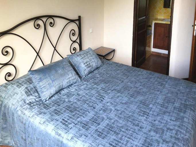 4, Corsican Apartment near a Sandy Beach, Corse-du-Sud