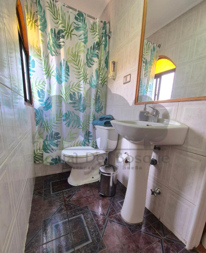 Bathroom 3, Hostal del Bosque, Cautín