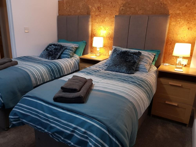 Bedroom 2, Saracens House, Lancashire