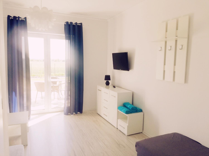 Bedroom, Pokoje Pod Jarzebinami z tarasami, Działdowo