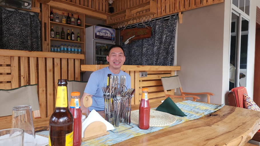 Food & Drinks 3, Pembeni River House, Arusha Urban
