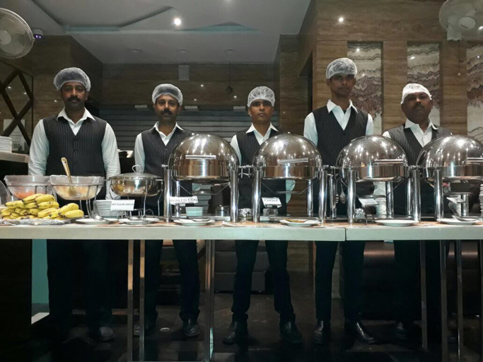 Food & Drinks 4, Hotel Golden Palace, Kolkata
