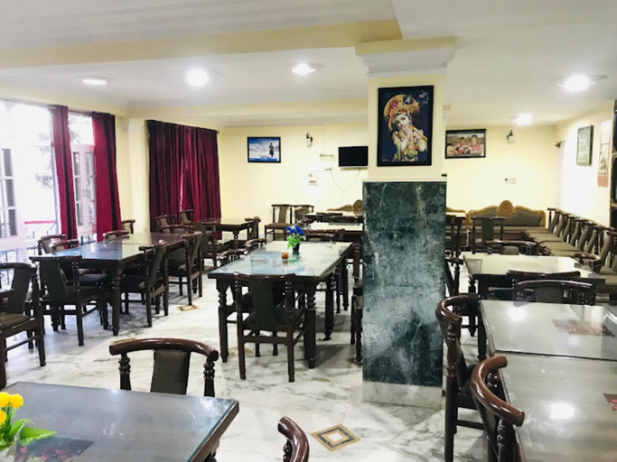 Food & Drinks 4, Goroomgo Amar Dalhousie, Chamba