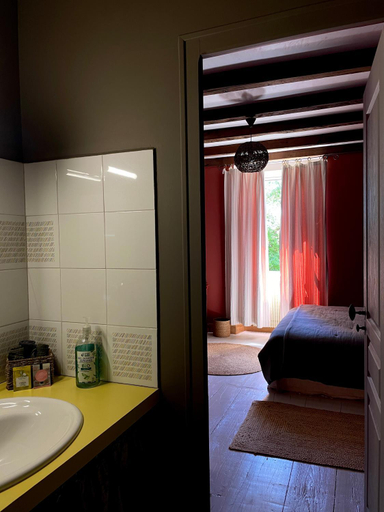 Bathroom, B&B Le bain d'Alice, Haute-Vienne