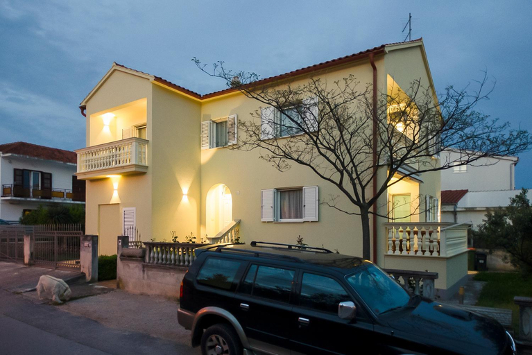 Others 2, Apartments4You, Vodice