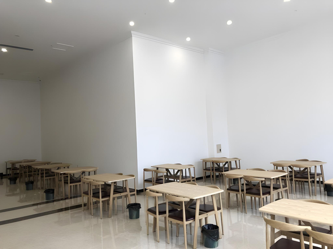 Food & Drinks 4, Green Tree Inn Express Tangshan Yueting County Bus Station, Tangshan