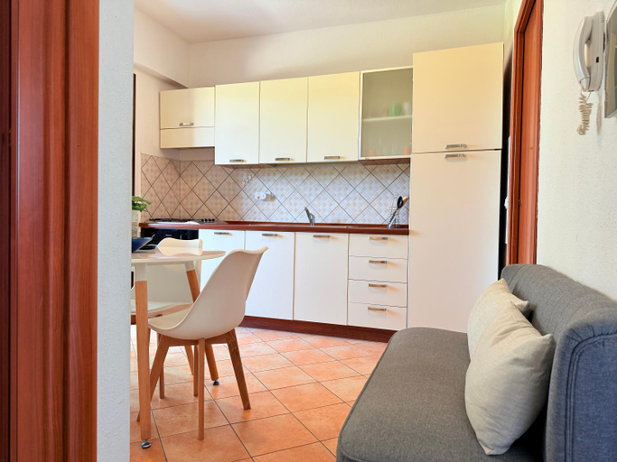 Others 4, Marinaway - Appartamenti a 2 chilometri dal mare, Nuoro