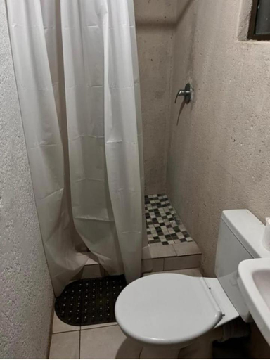 Bathroom, Begin Guesthouse, Gert Sibande