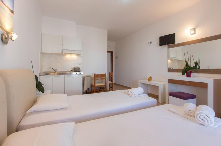 Bedroom, CALYPSO, Peloponnese