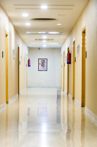 Others 4, Hotel Yash Inn, Mirzapur