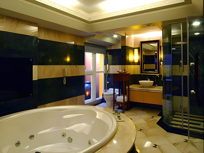 Bathroom 3, 麗馨汽車旅館武廟館, Kaohsiung