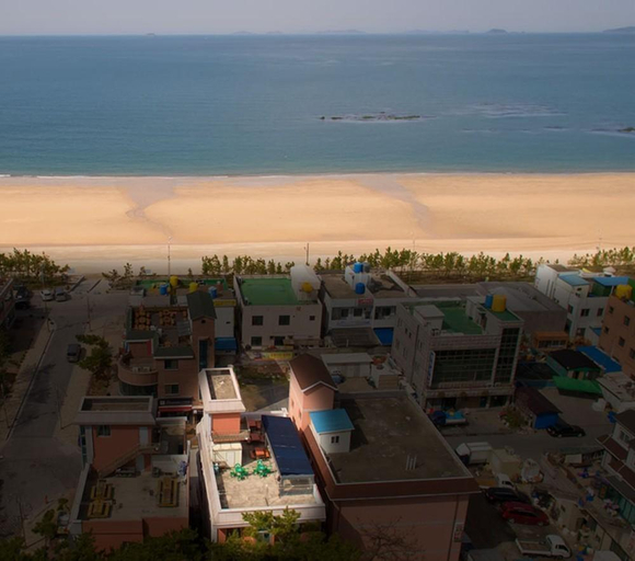 Others 5, Dazzle Pension, Boryeong