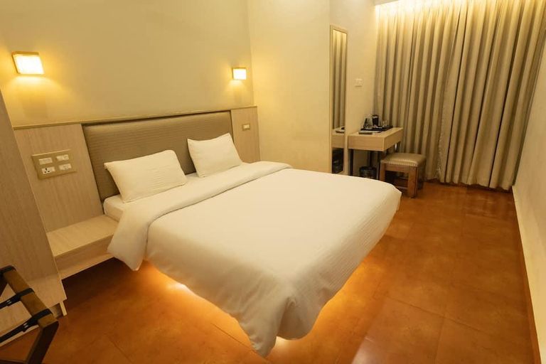 Bedroom 3, The Nisha Continental, Kottayam