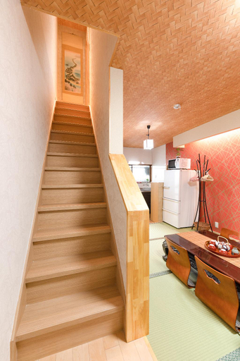Others 5, Tennoji House, Osaka