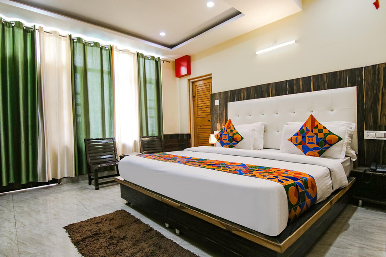 Bedroom 2, Fabhotel Mount Edge, Kangra
