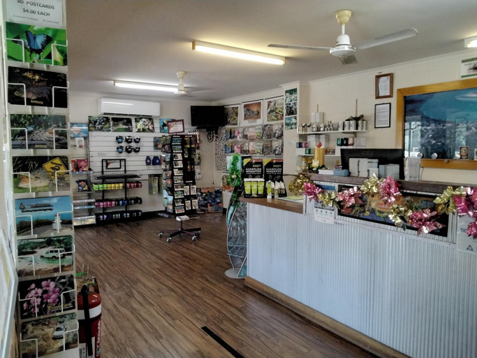 Food & Drinks 5, COOKTOWN HOLIDAY PARK, Cook