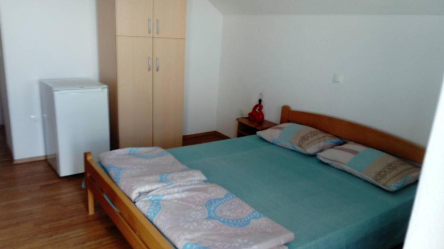 Others 5, Guesthouse Zimovski