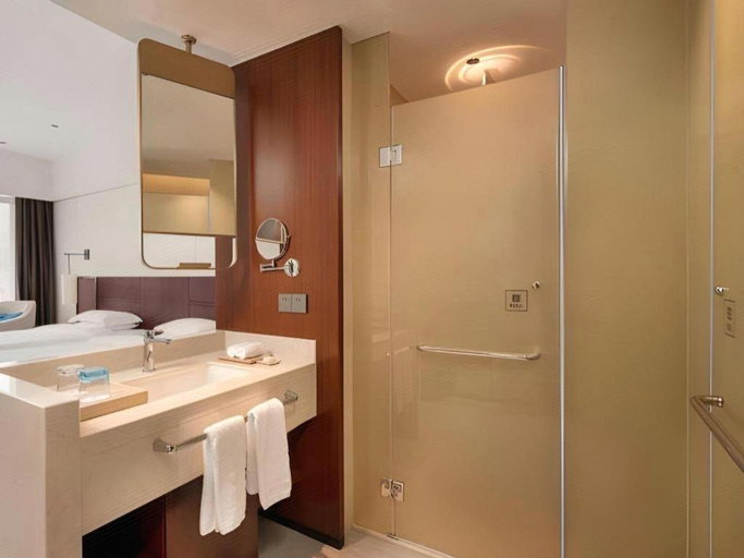 Bathroom 5, Grand Soluxe Hotel and Resort Sanya, Sanya
