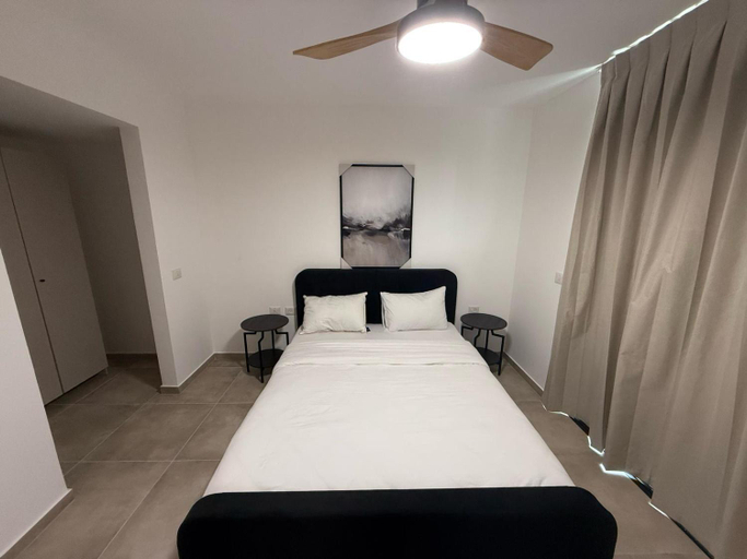 Bedroom 4, J&G Suites