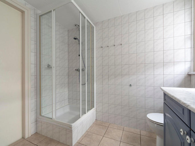 Bathroom 3, Villa in Callantsoog near the Beach, Zijpe