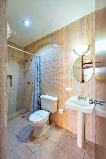 Bathroom 5, Hotel Gran Centenario, Mérida