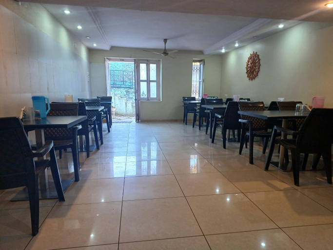 Food & Drinks 4, Hotel Blue Valley, Sirohi