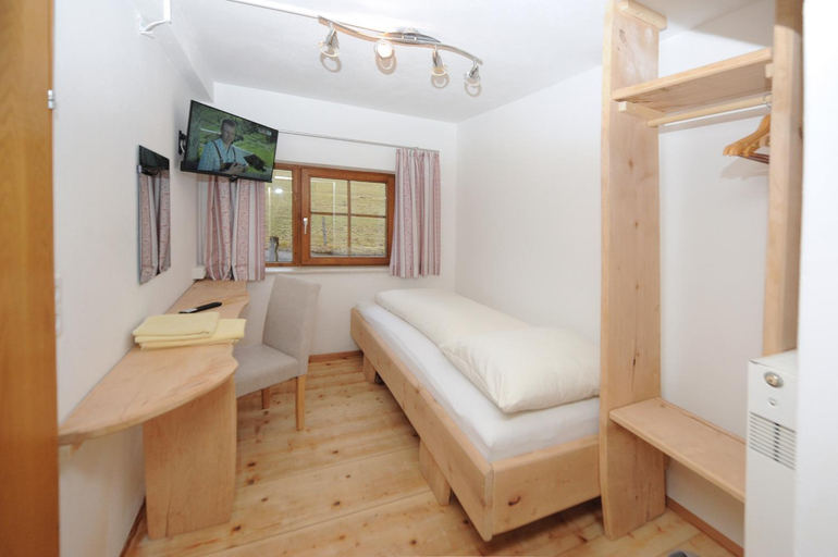 Others 5, Riederhof, Zell am See