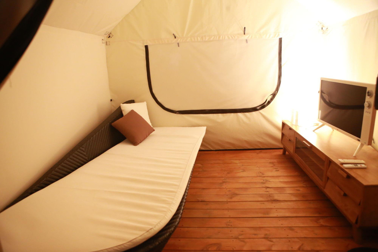Bedroom 3, Luston Villa & Hotel, Jeju