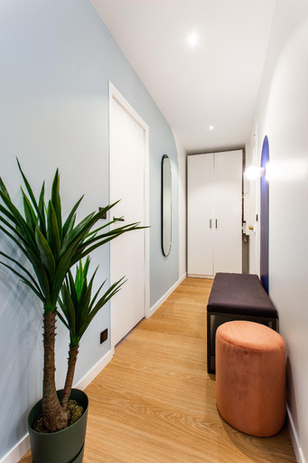 Others 5, Stunning apartment - 2BR/6P - Ste Marguerite, Paris