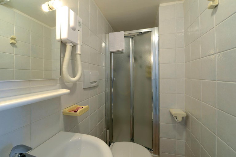 Bathroom, Hotel Residence Margherita, Teramo