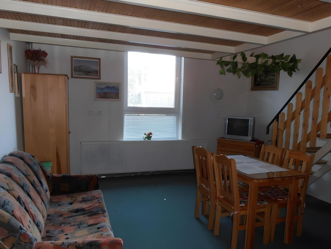 Others 5, Zeleny Dom, Prievidza