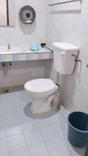 Bathroom 4, Susan Hotel Seafront, Sandakan