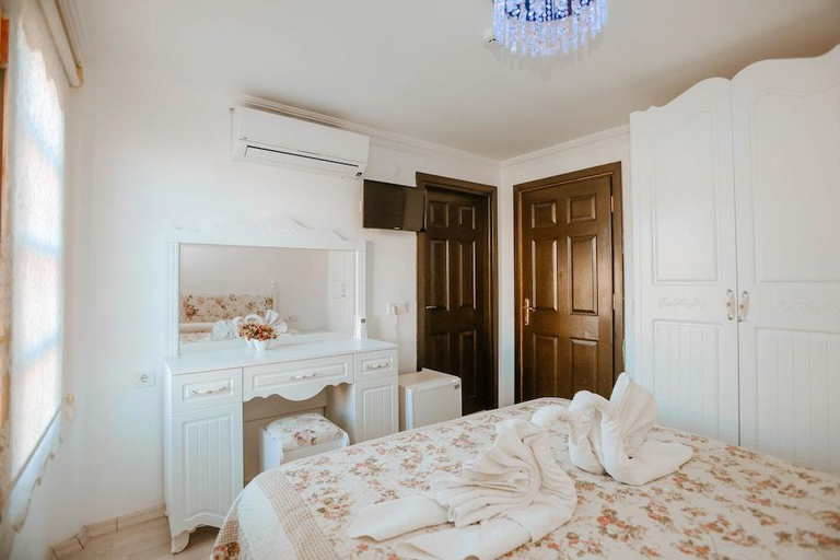 Bedroom 3, Patio Hotel, Antalya