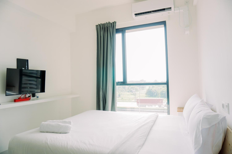 Bedroom 2, Strategic Studio Sky House Alam Sutera By Travelio, Tangerang